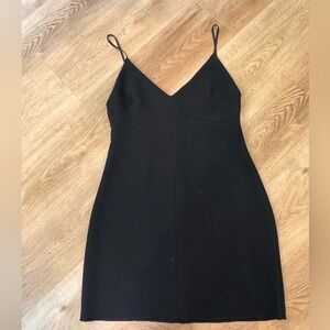 Aritzia Wilfred mini black dress - size 6 - amazing condition